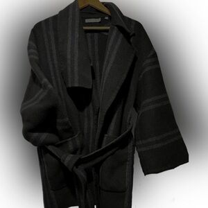VINCE. Wool blend coat, L